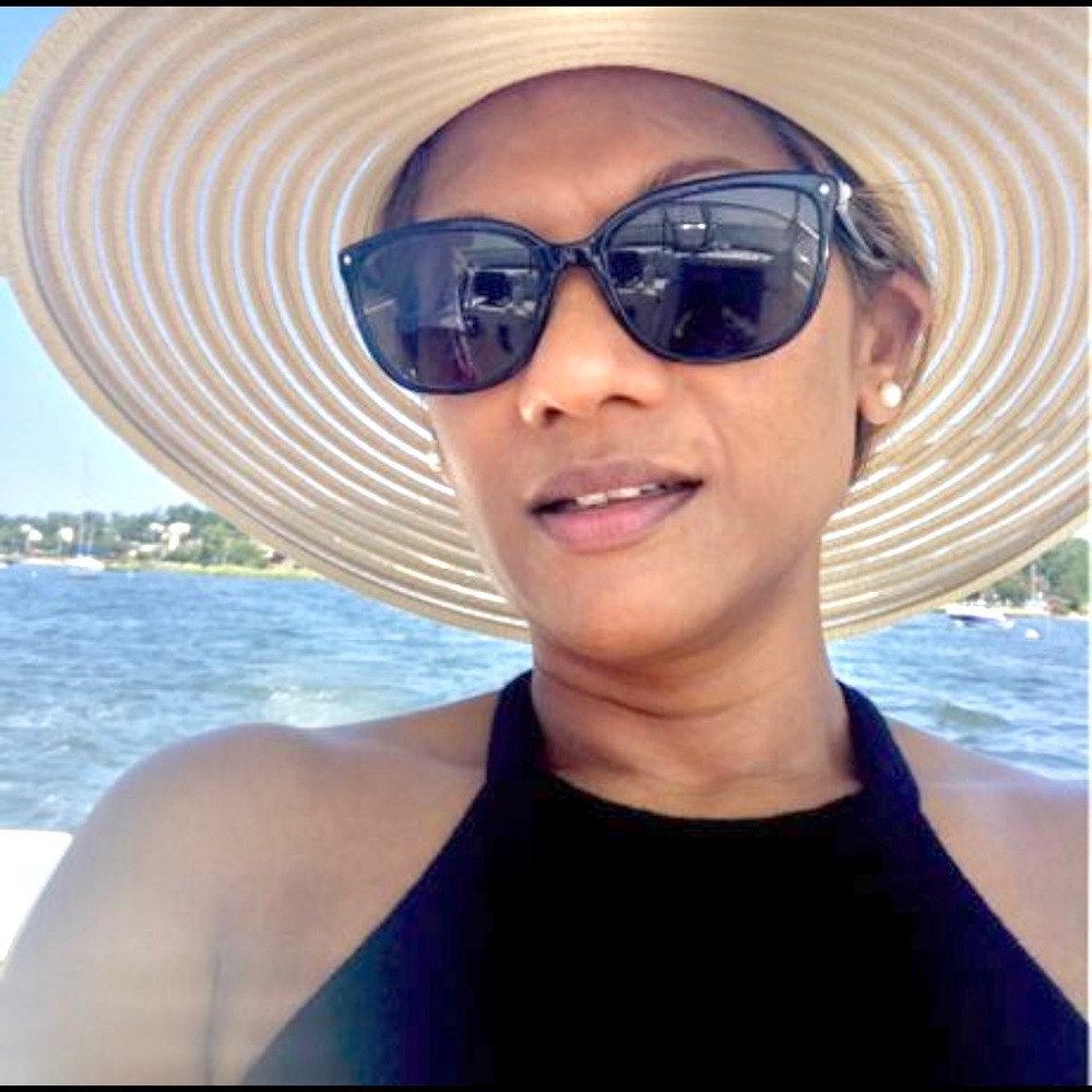 Meet your Posher, Anita